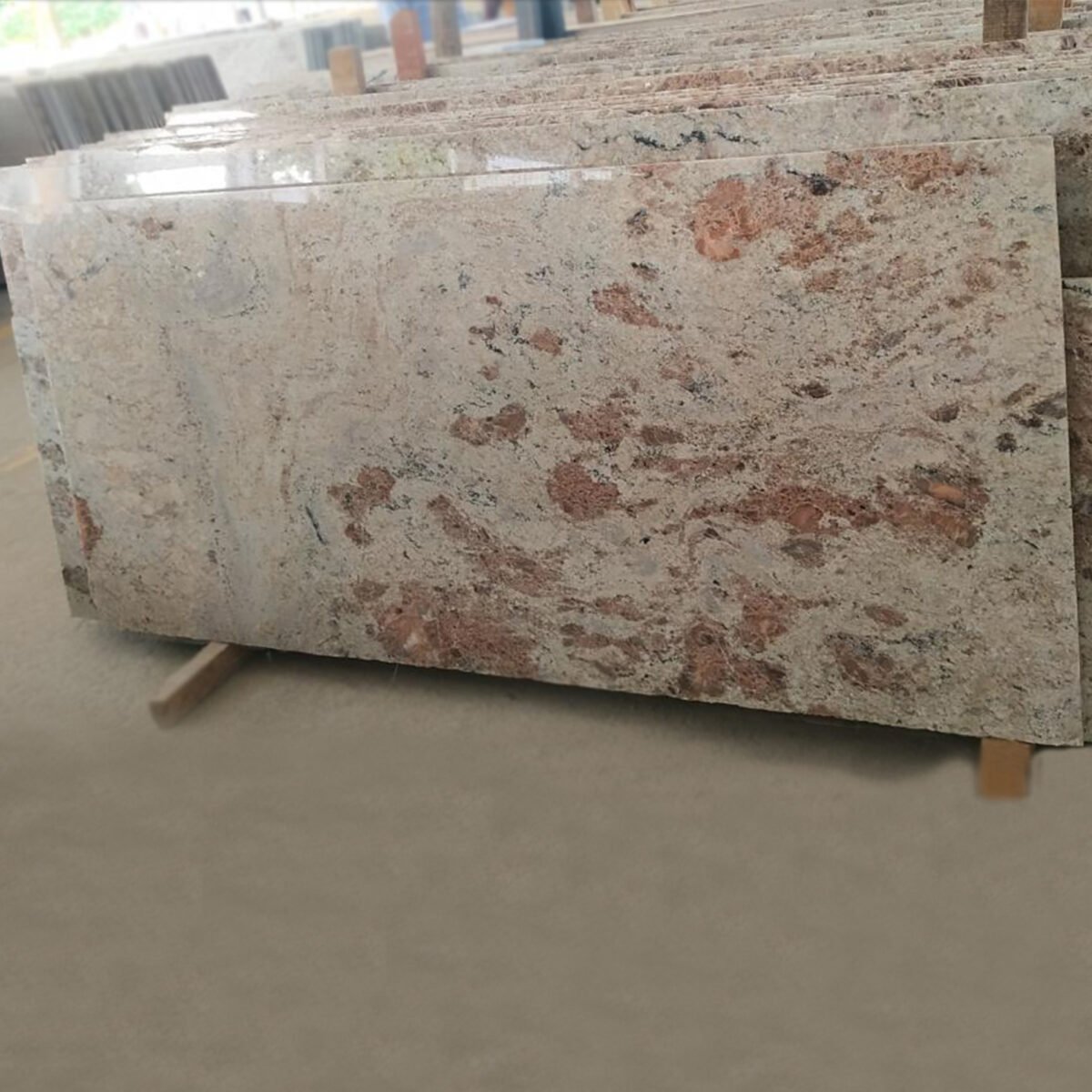 Bahama Ivory Granite Slab with Soft Beige Veins