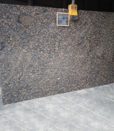 Polished Baltic Brown Granite Slab with Pebble Pattern