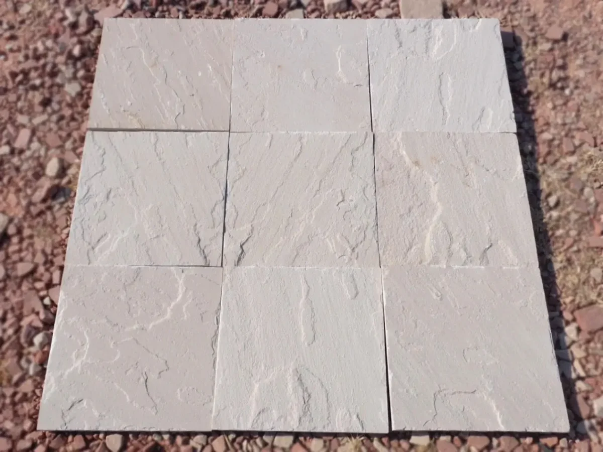 Natural sandstone beige cobbles