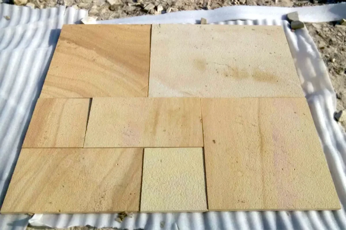 Beige mint sandstone cobbles