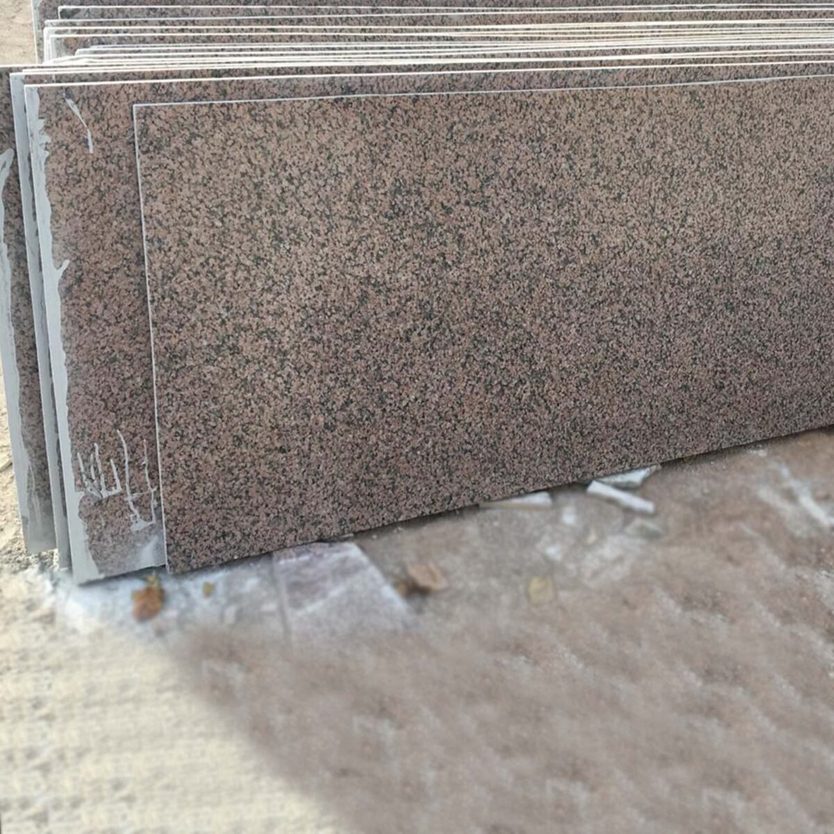 Imperial Pink Granite Flooring Tiles Exporter