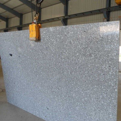 P White Granite Tiles for Flooring