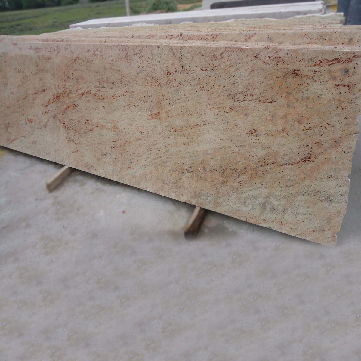 Cream and Pink Granite Kitchen Countertop