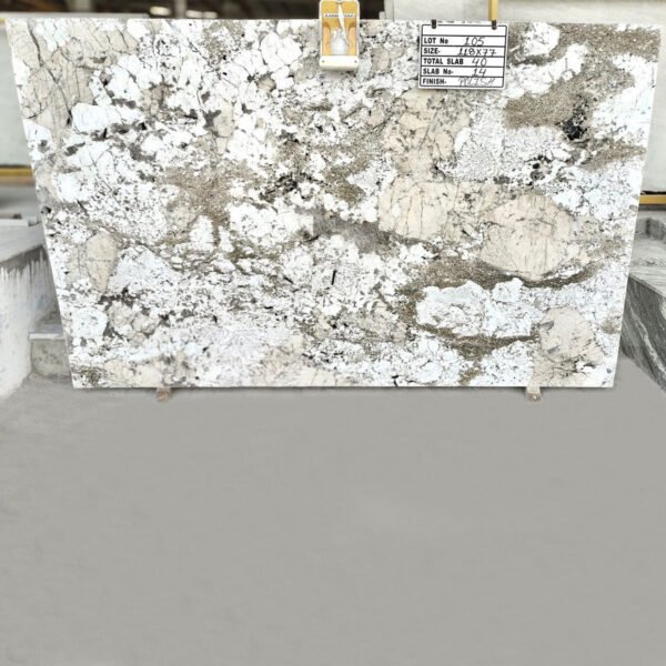 Sunset Canyon Granite Slab with Beige and Gold Tones