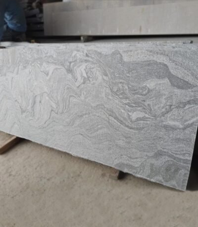 Viscon White Granite Slab with Wavy Veins